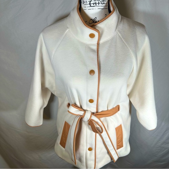 Draper James Belted Fleece Jacket Cape Coat women’s XS Ivory White & Camel - Picture 2 of 9